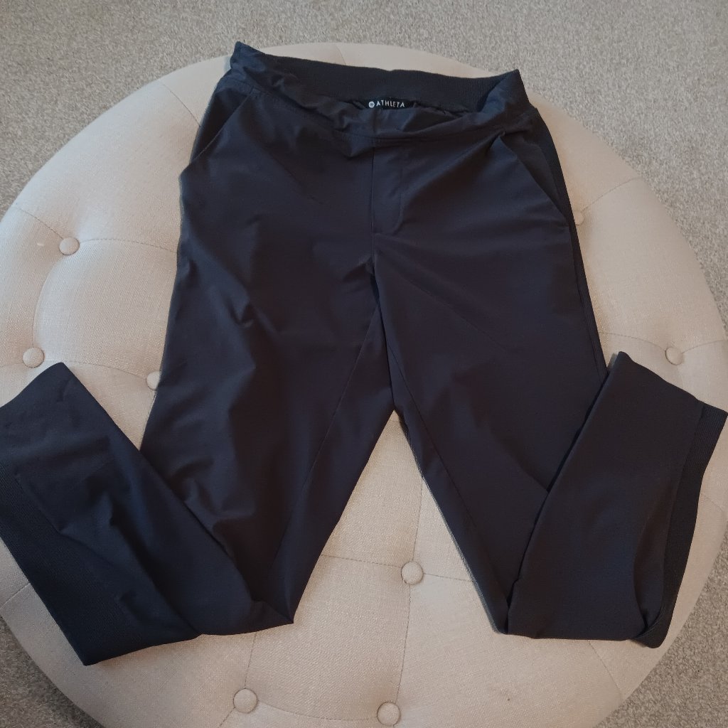Womans Athleta Bottoms Size 2 / Gray